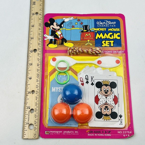Vintage Mickey Mouse Magic Set Walt Disney Character Monogram Products - Picture 5 of 6